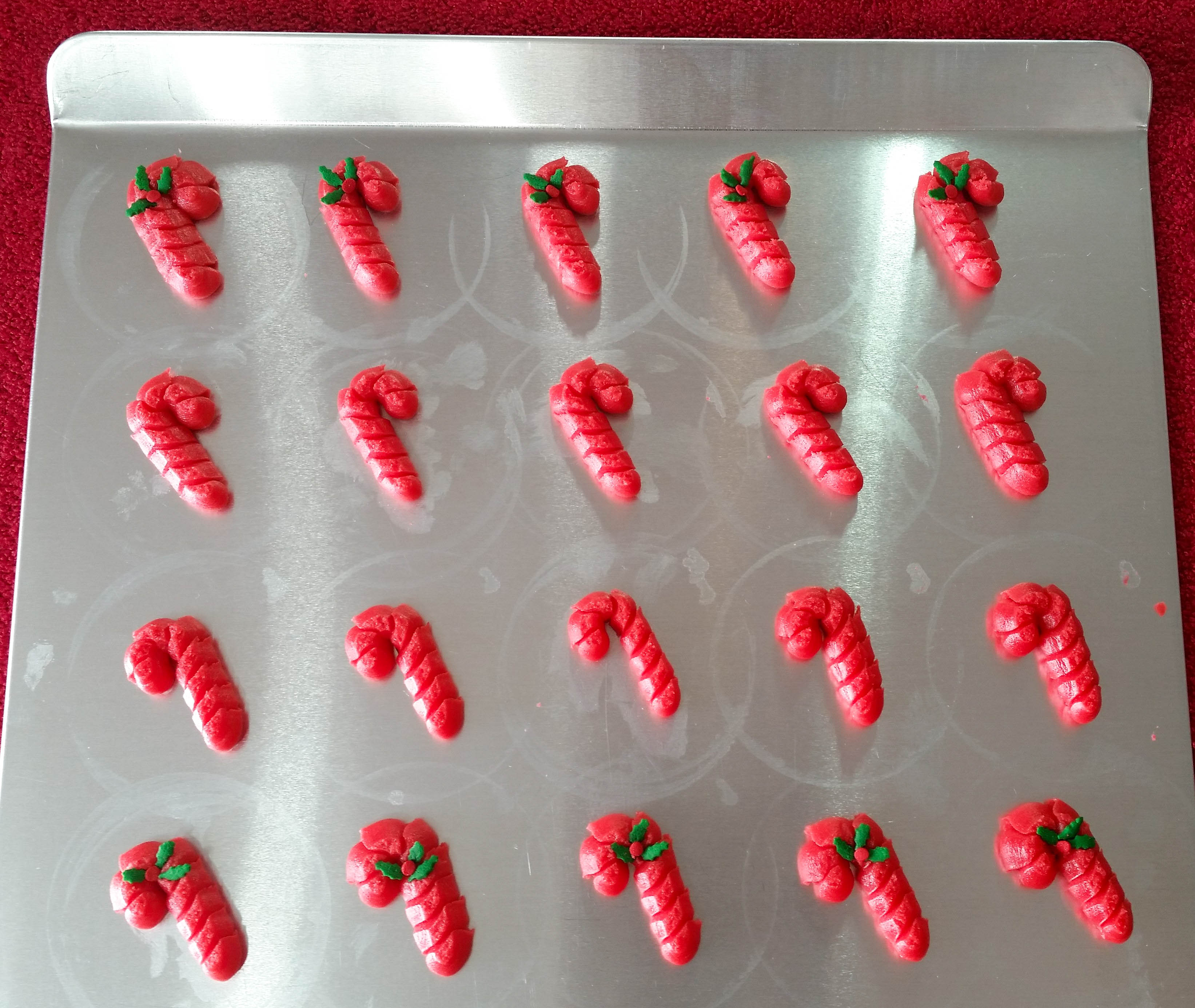 k Peppermint Candy Cane & Stocking Sandwich Cookies Stuffed Crushed Peppermint cookie press spritz © 2017 Impress! Bakeware, LLC