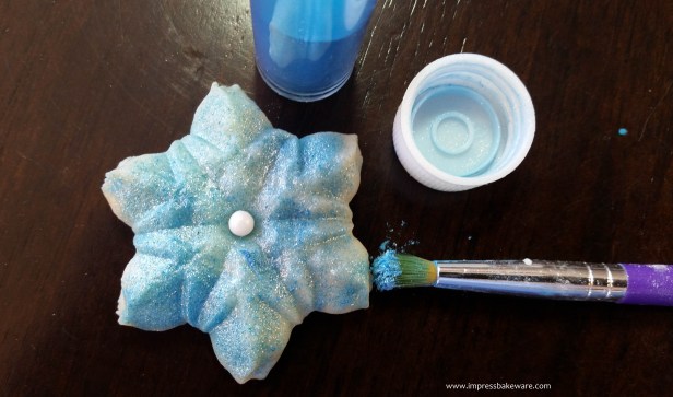 p a Glazed Shimmering Snowman & Snowflake Cookies cookie press spritz © 2017 Impress! Bakeware, LLC.jpg