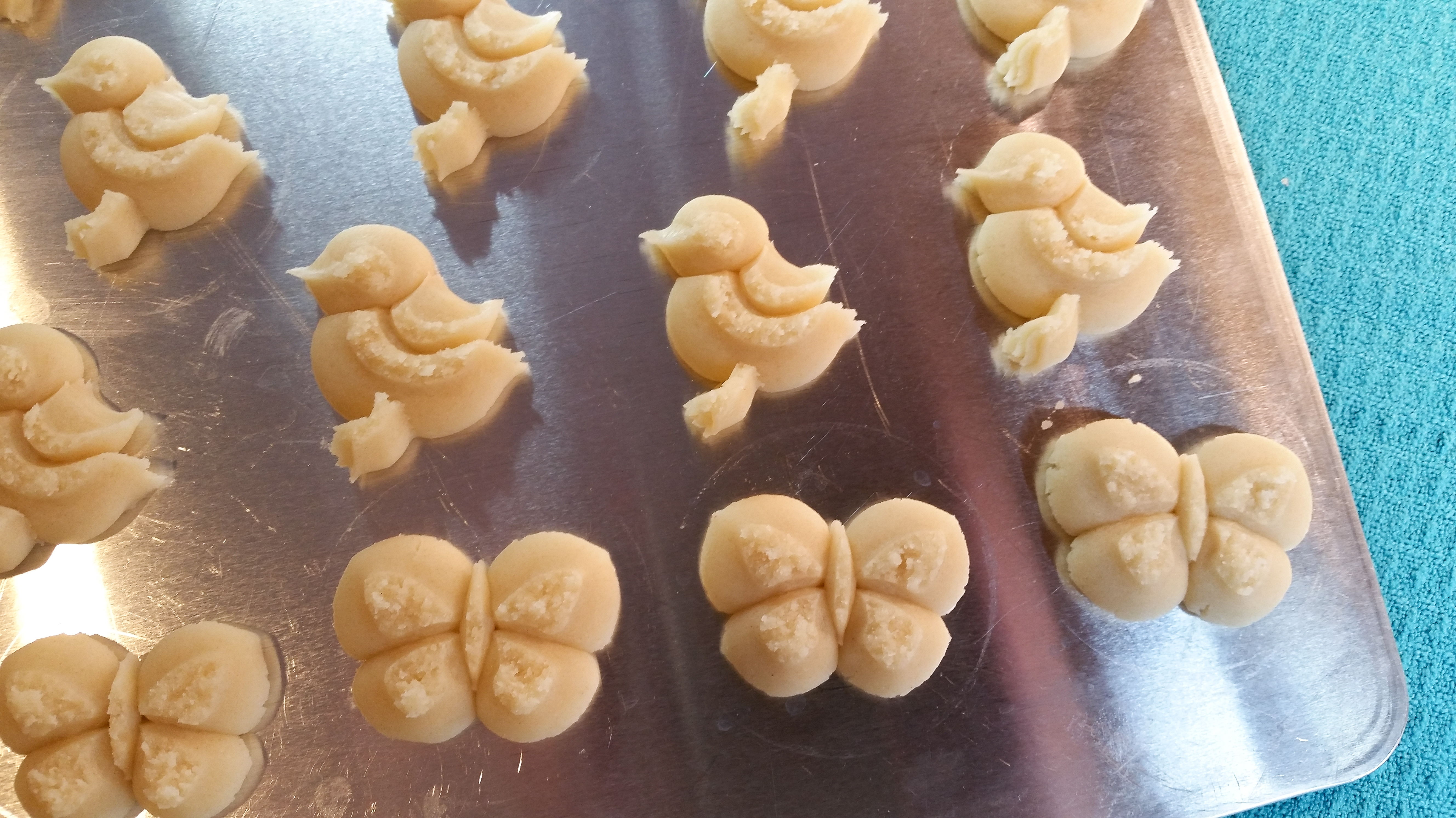 Spring Spritz Cookies birds butterflies © 2020 Impress! Bakeware, LLC