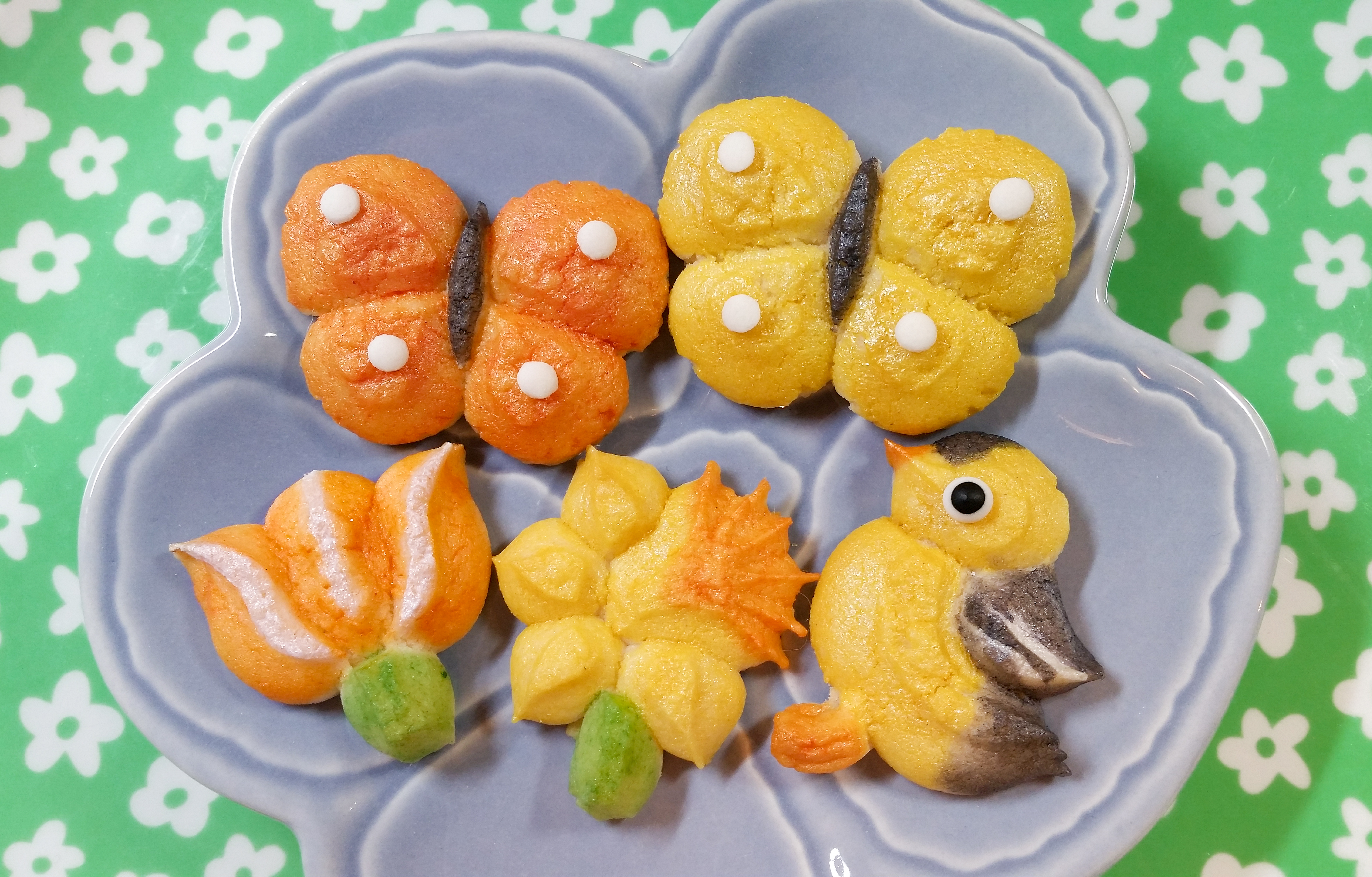 Spring Spritz Cookies flowers birds butterflies tulip daffodil © 2020 Impress! Bakeware, LLC