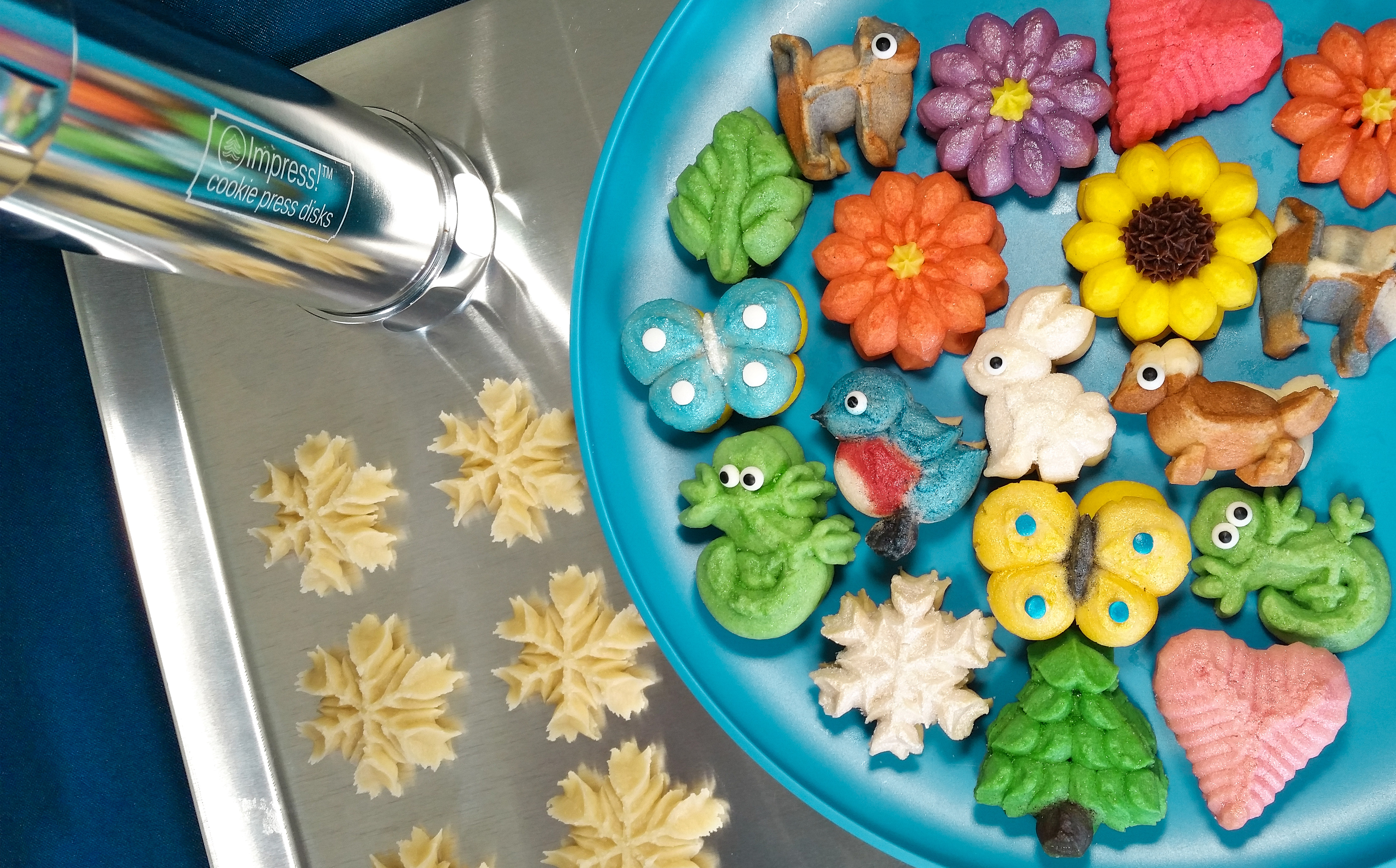 Impress! Bakeware Cookie Press and cookies made with 12 Disks © 2019 Impress Bakeware, LLCsms2